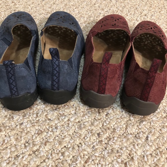 Earth Origins Leather Upper Suede Cutouts - Picture 4 of 7